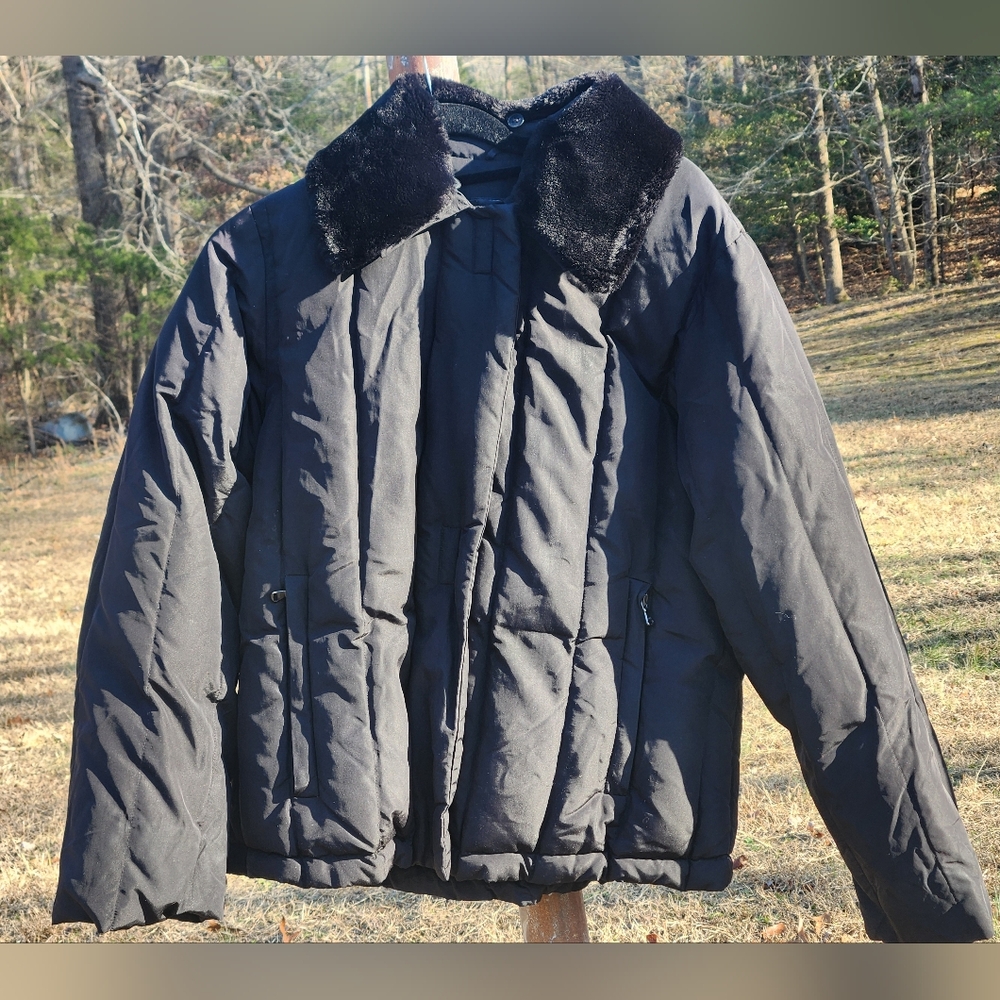 Weekend By Maxmara Puffer Jacket With Removable F… - image 1